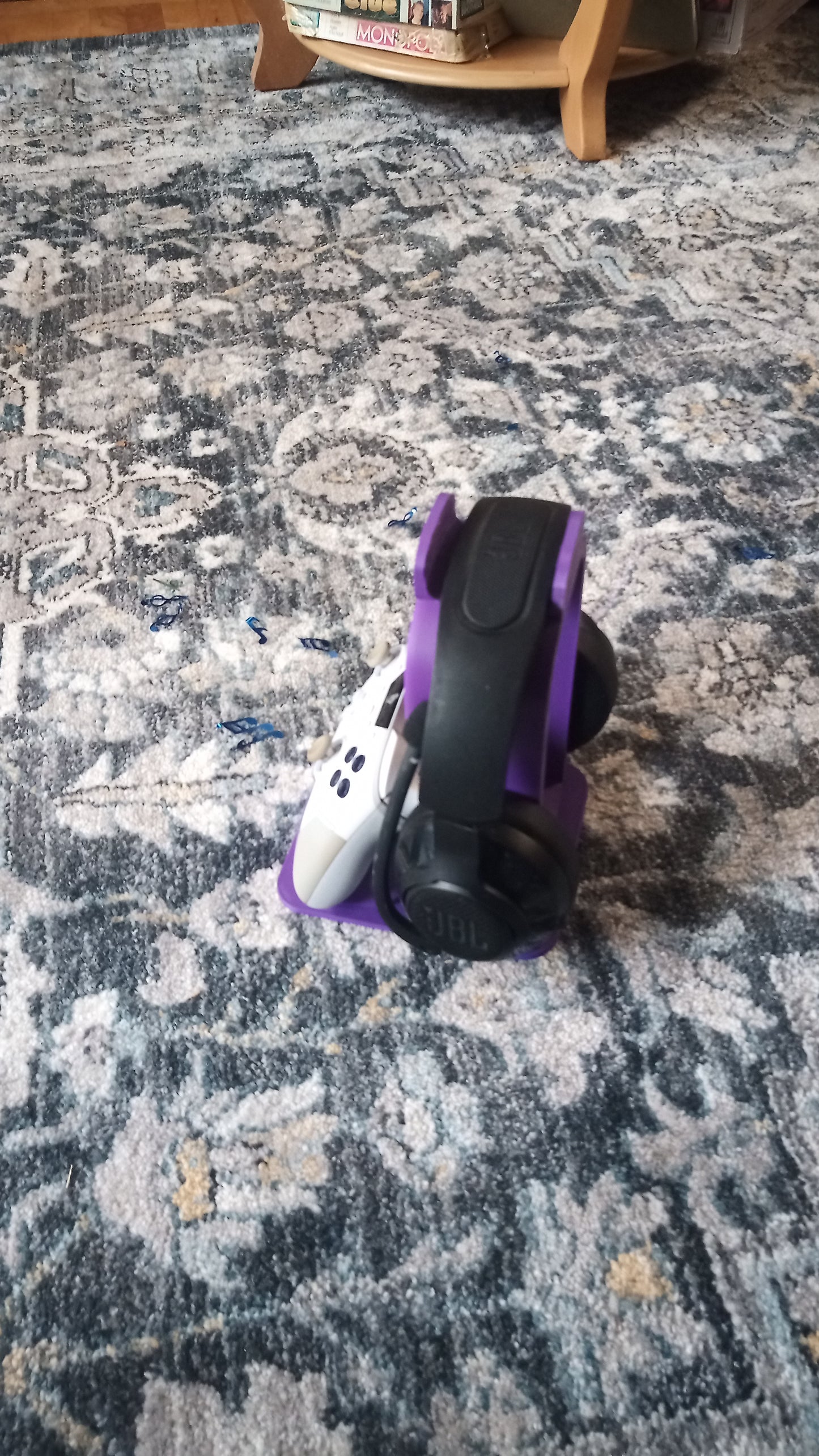 Xbox Controller and Headset 3D printed Organization Stand